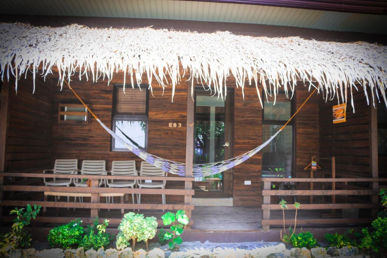 Seasta Beach Resort Baler Extérieur photo